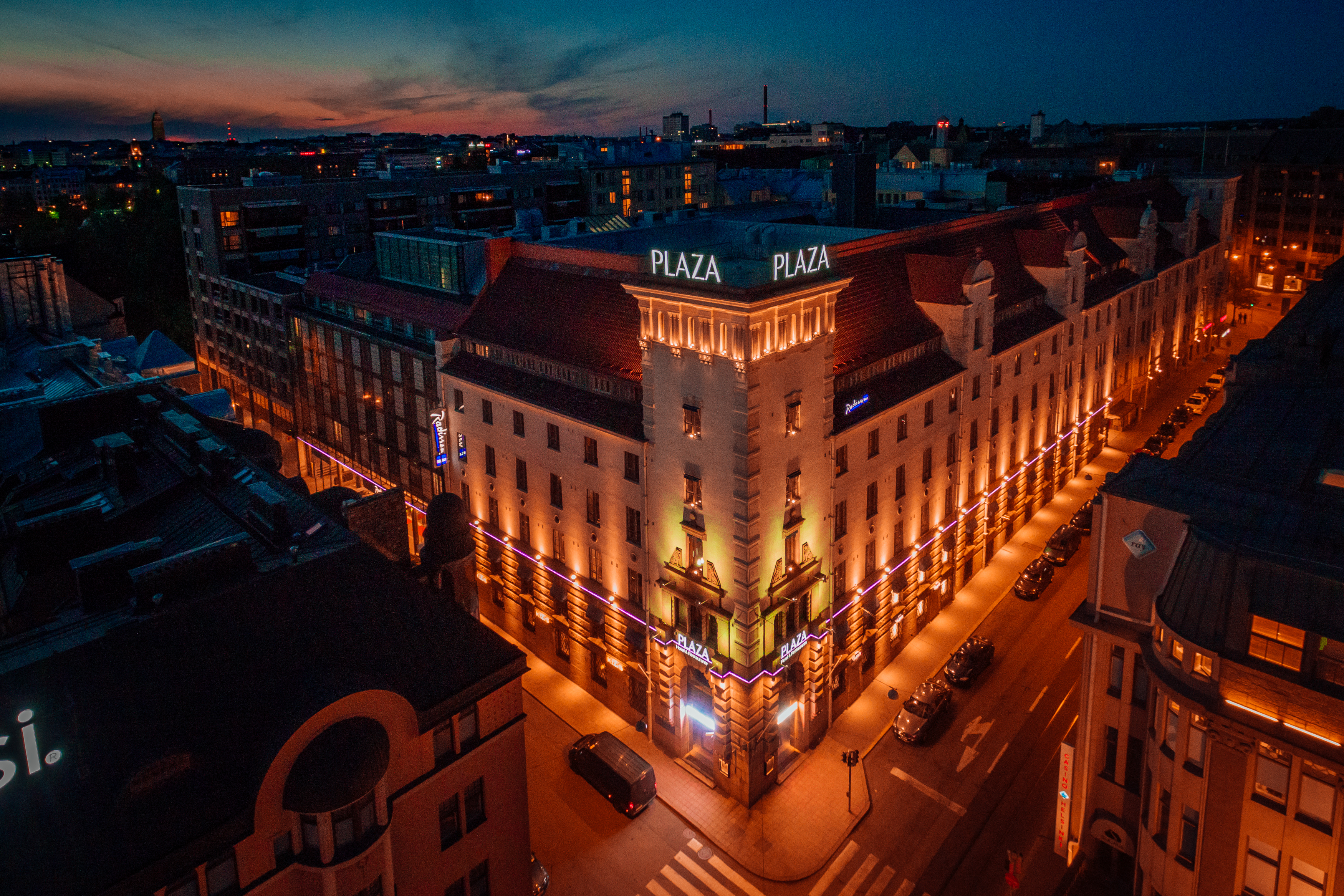 weekenduae Radisson Blu Plaza Hotel Helsinki