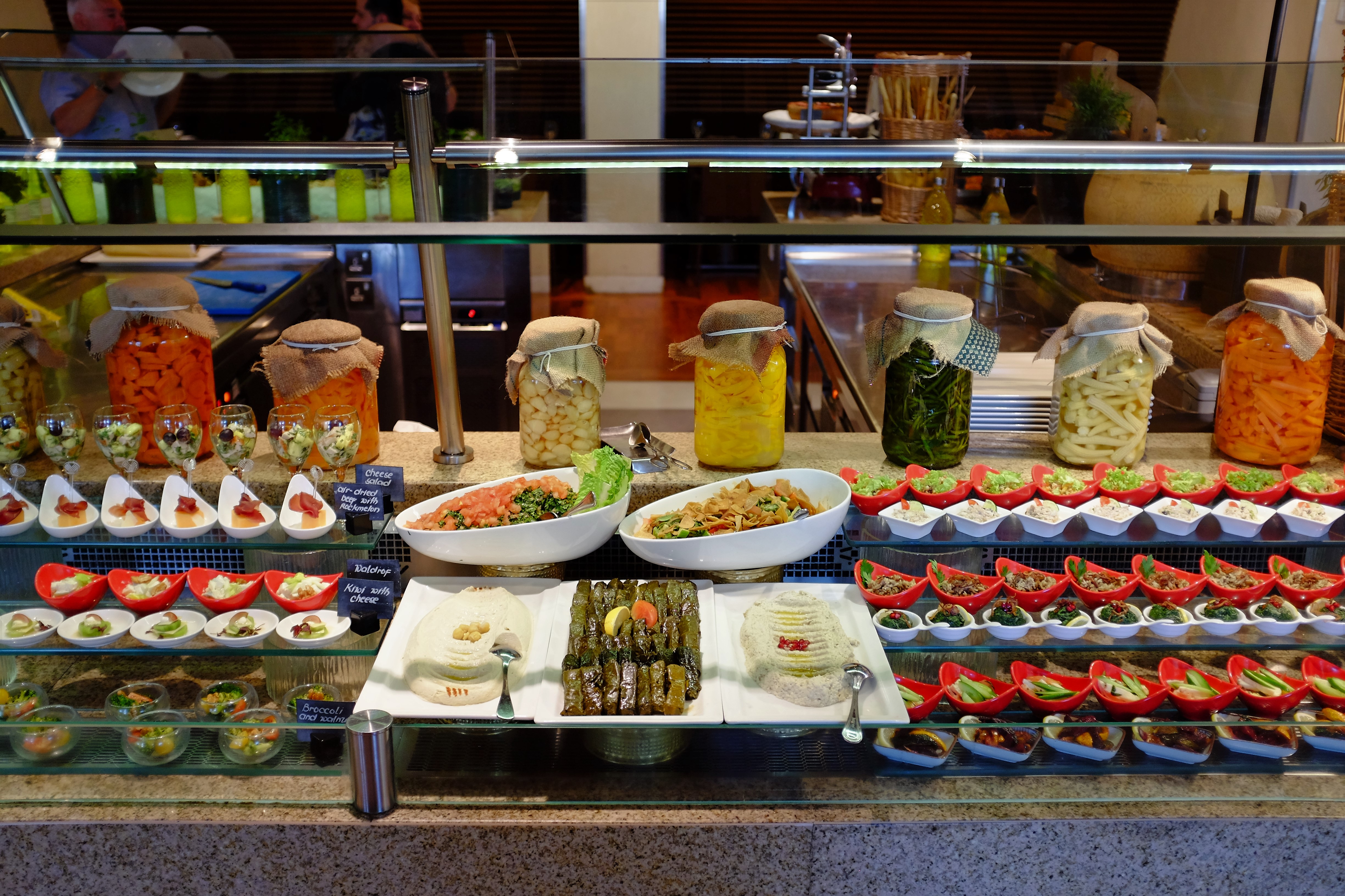 Friday Brunch at Zest, Al Ain Rotana