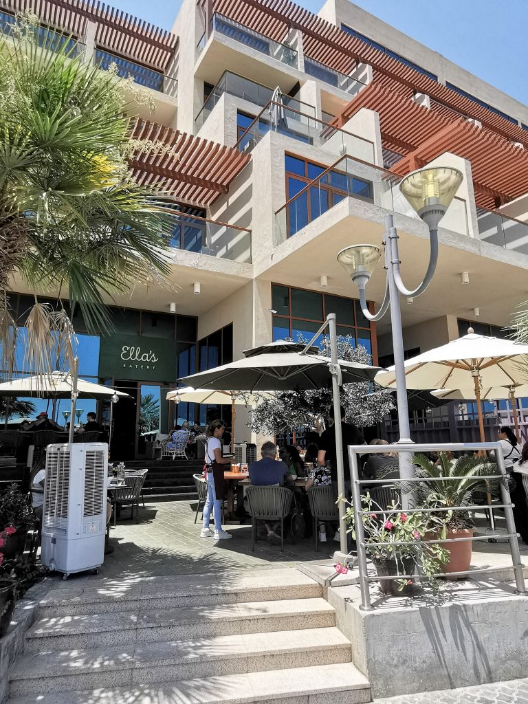 Weekend Brunch at Ella's Eatery on Palm Jumeirah, Dubai