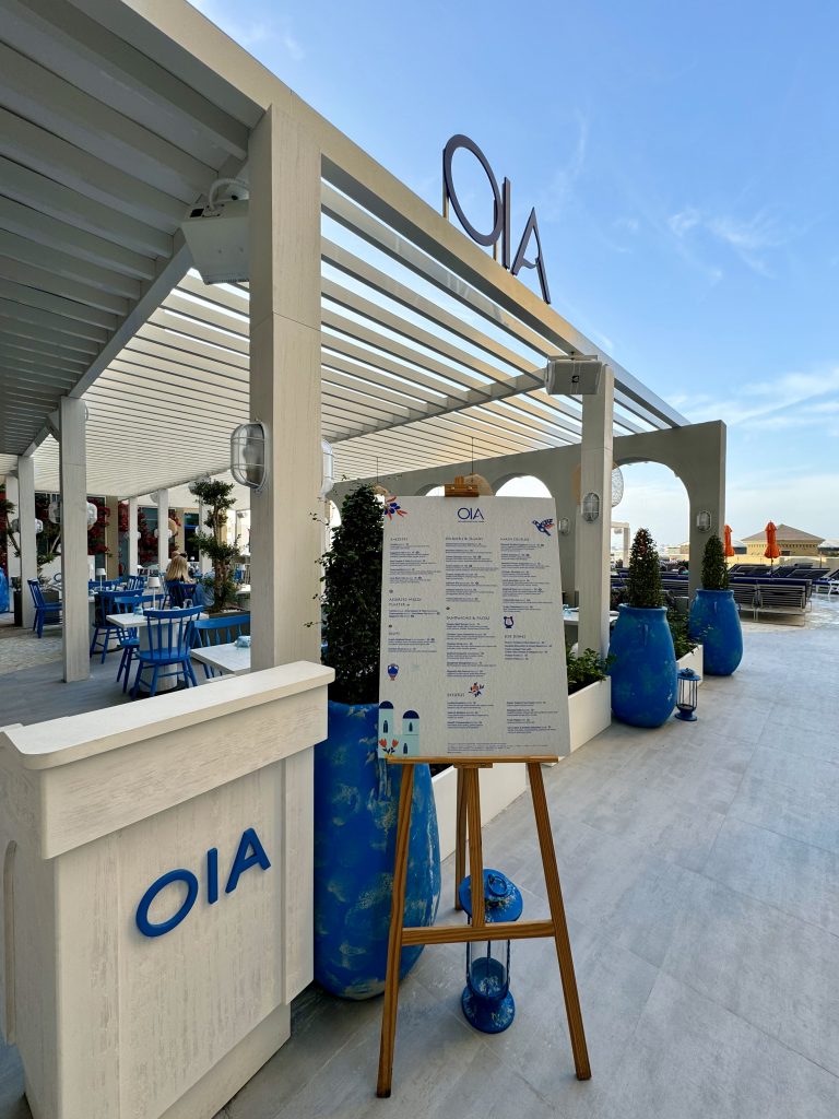 weekenduae Weekend at OIA Greek Restaurant and Pool Lounge, JA Ocean View Hotel, Dubai